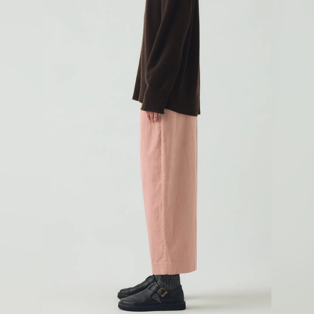 Toast Organic cord barrel leg pants in pink clay - Picture 2 of 6